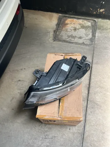 Farol Jeep Compass