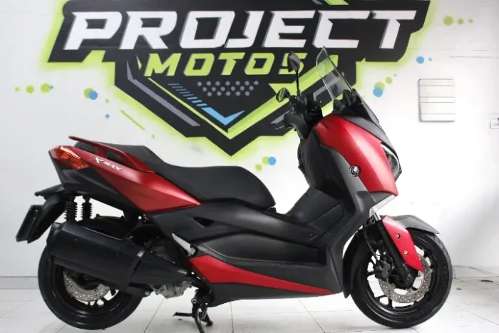 Yamaha XMAX 2022