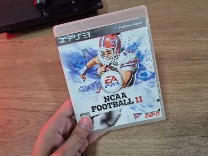 NCAA FOOTBALL 11 - PLAYSTATION 3