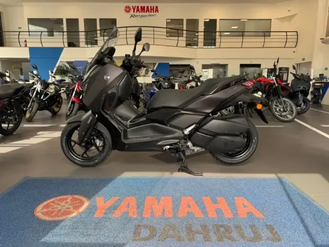 XMAX 300 CONNECTED - 2026 PRONTA ENTREGA - VÁRIAS CORES