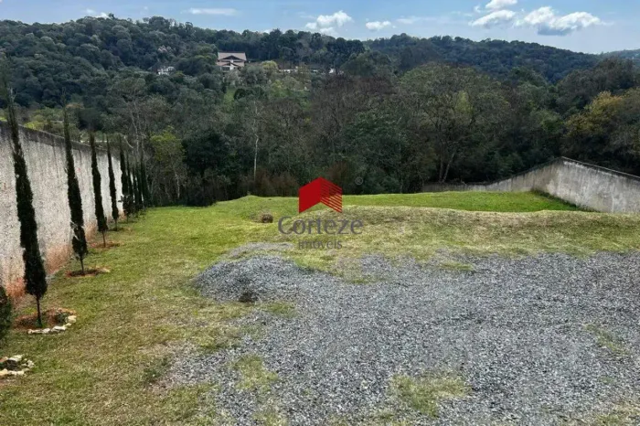 Terreno com 4.912,86m² , à venda, no bairro São Braz em Curitiba