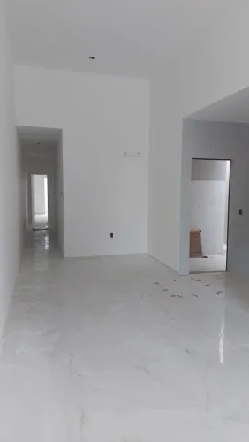 Casa com três suítes Messejana - Jangurussu - 115m²