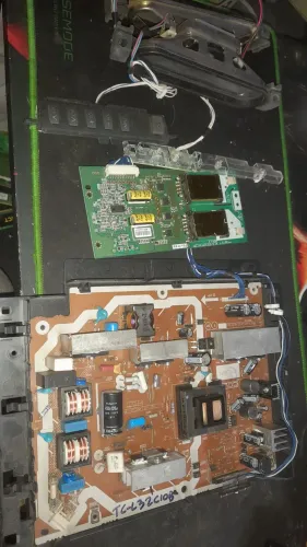 placas fonte,inverter e comandos tv TC-L32c10b