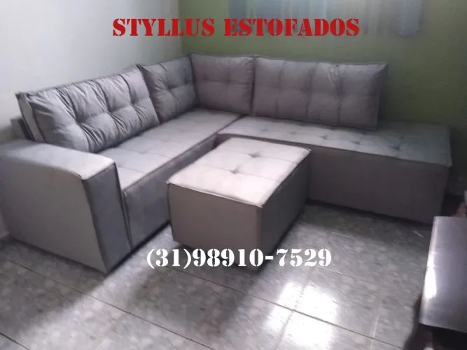 Sofá de canto estofado com puff - Venda direta