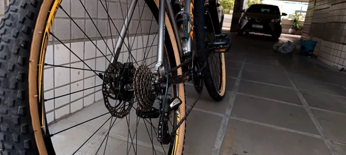 Bicicleta Audax aro29 quadro de alumínio, toda preparada.