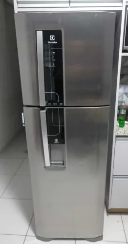 Concerto de geladeira e frezzer e máquinas de lavar
