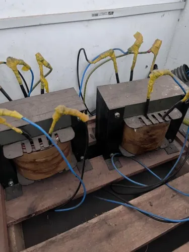 Estabilizador 7kva isolado