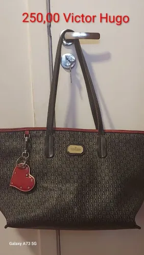 Bolsa Vitor Hugo