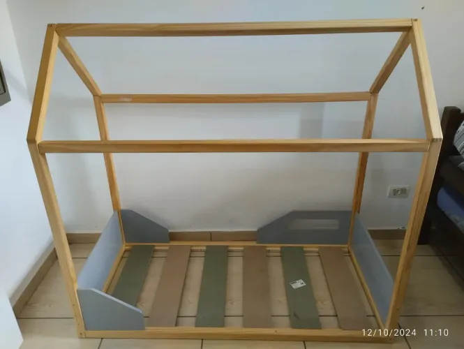 Cama casinha de madeira para criança