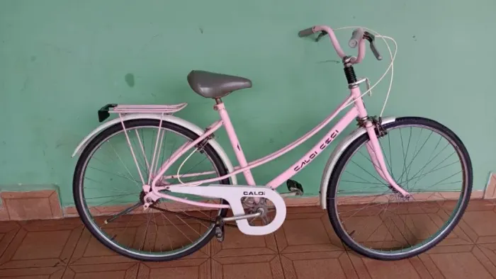 CALOI CECI DOS ANOS 80 EM ÓTIMO ESTADO