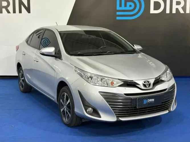 Toyota Yaris XS Connect Sedan 1.5 Flex 16V AUT 2022