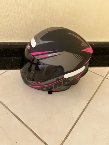 Capacete pro tork novo