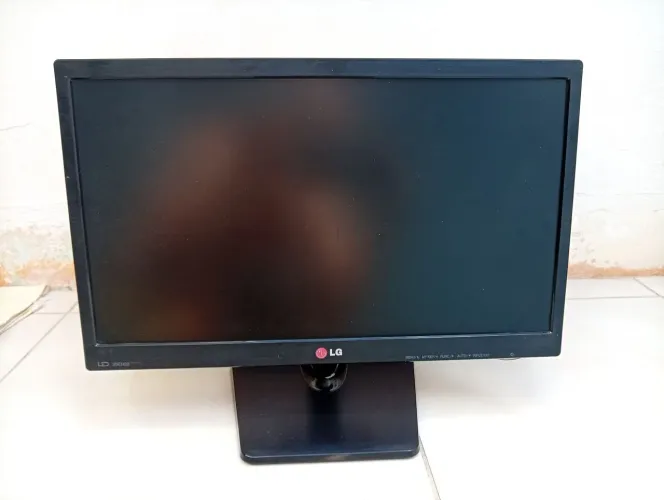 Monitor LG 20", 20en33ss VGA