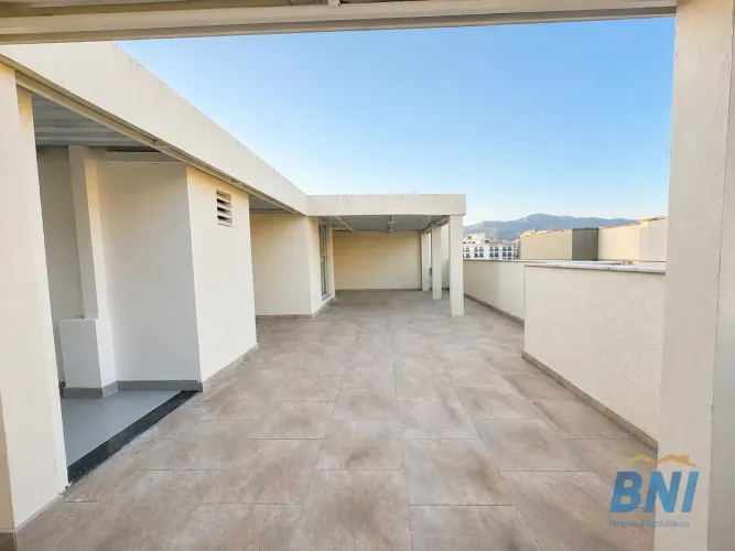 Duplex para aluguel possui 163 metros quadrados com 3 quartos