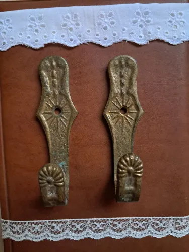 Par de ganchos antigos 10cm vintage