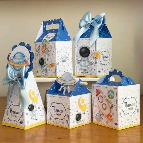 Caixinhas personalizadas kit com  25 unidades