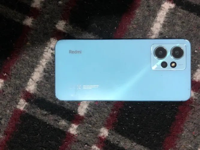 Celular bom em ótimo estado ótimo para quem quer trabalhar