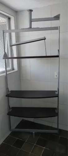 Estante para TV e decoração