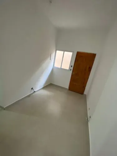 Apartamento com 2 Dormitórios (1 Suíte) Excelente Custo-Benefício!