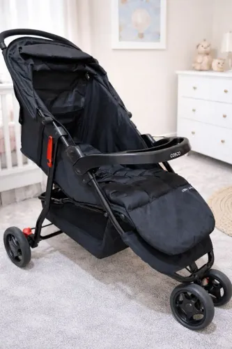 Carrinho de Bebê Cosco em Ótimo Estado
