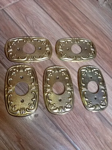 5 capas de bronze para tomadas