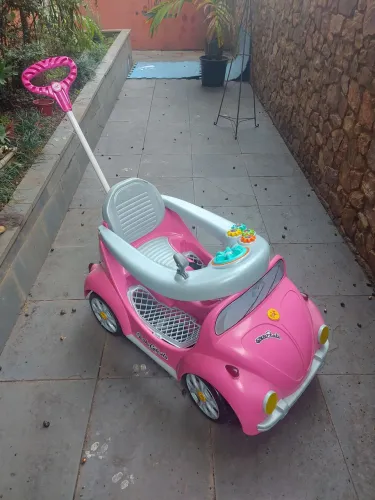 Carrinho de Passeio Infantil a Pedal 2 em 1 Calesita