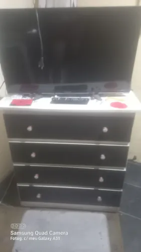 Vendo uma TV Panasonic 32 polegadas smart