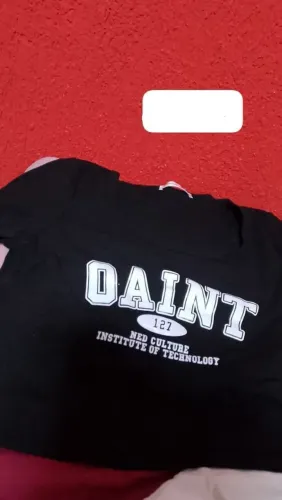 Cropped e itens