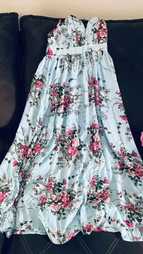 Vestido colorido verão