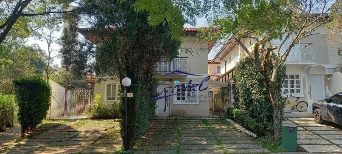 Casa com 3 quartos (1 suíte) à venda, 153 m² - Condomínio Vila Panamericana - Jardim Rosa 