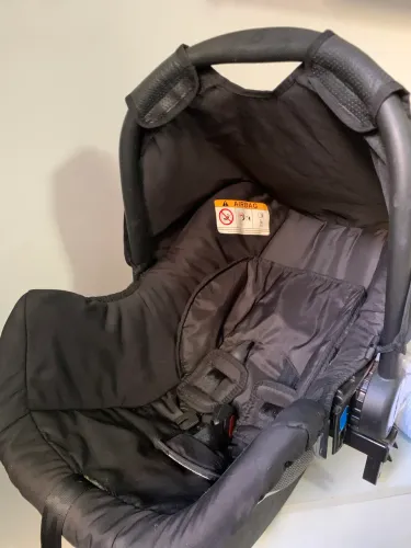 Bebe Conforto Grid Preto (0 a 13 kg) Galzerano Cadeirinha de Bebe Com Alça Para Carro