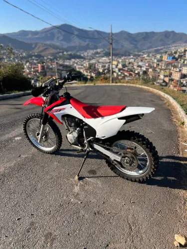 Crf 230! Ano 2020 muito nova.