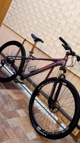 Bike feminina Elleven Aro 29