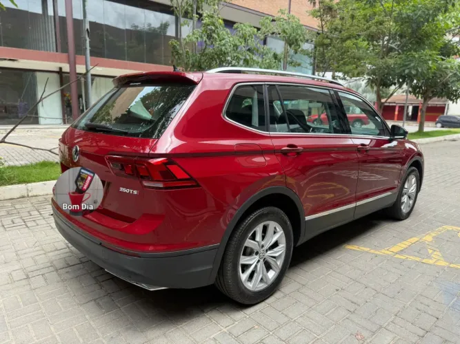 Volkswagen Tiguan Allspac Comf 250 TSI 1.4 Flex 2019