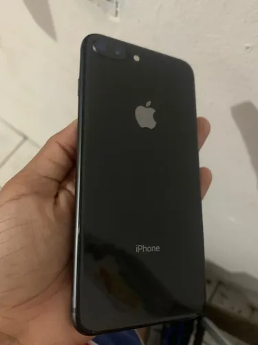 iPhone 8 Plus 64 GB
