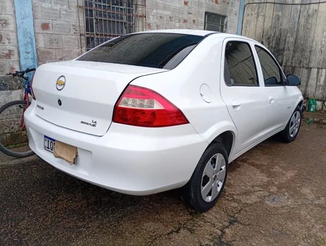 Chevrolet Prisma Sed. Maxx/ LT 1.4 8V Econof. 4P 2010