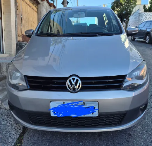 Volkswagen Fox 1.6 MI Total Flex 8V 5P 2013