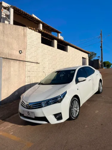 Toyota Corolla Altis 2.0 Flex 16V Aut. 2015