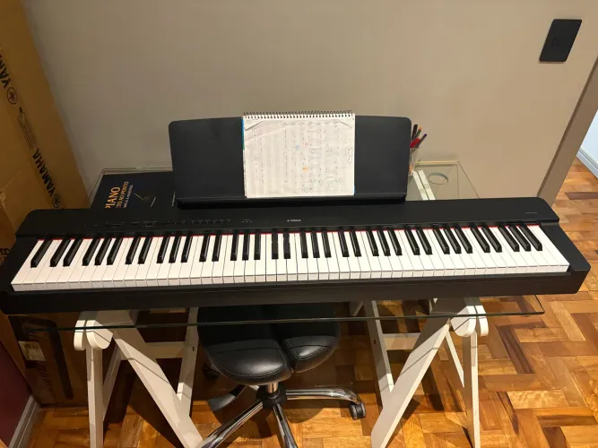 Piano Digital P225 YAMAHA