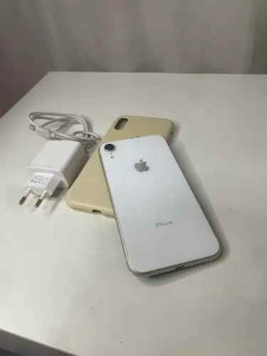 iPhone XR