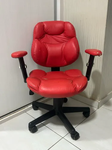 CADEIRA PRESIDENTE GOMADA