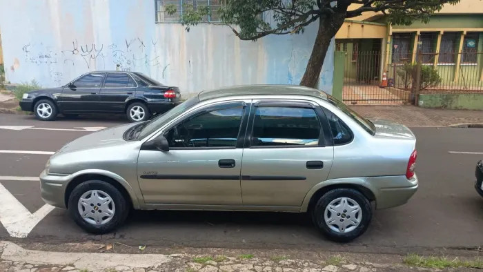 Chevrolet Corsa SED Class.life 1.0/1.0 Flexpower (álcool) 2006