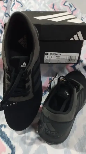 Tênis Adidas Coreracer 40