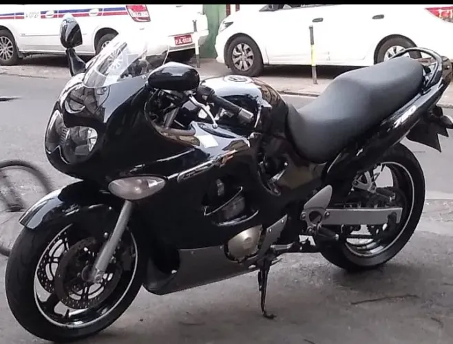 Suzuki GSX 750F