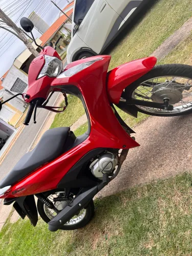 Vendo Honda Biz 125 impecável