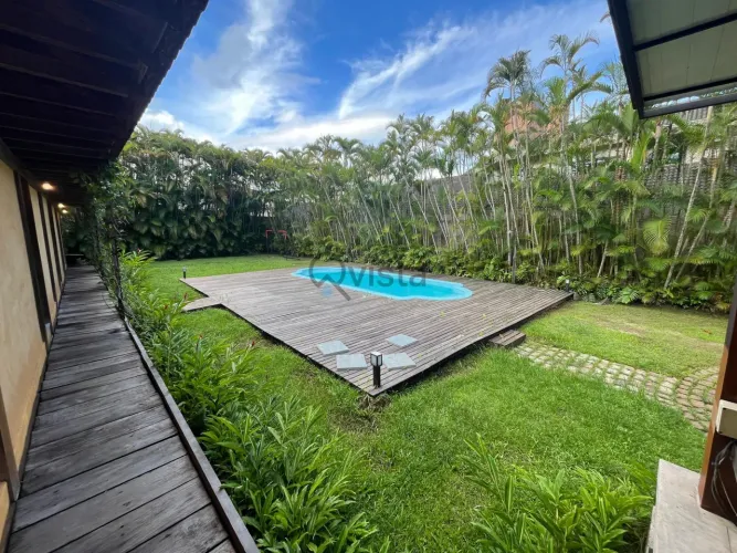 Casa em Jardim Acapulco - Guarujá