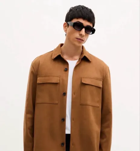 Jaqueta Overshirt em Suede Liso