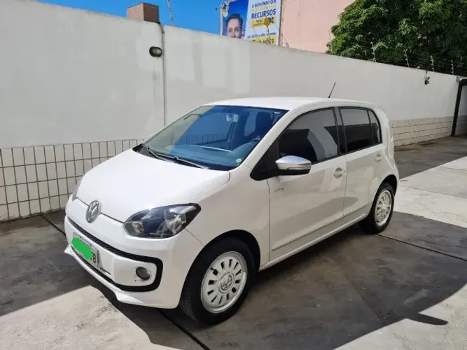 Volkswagen Up! Black/white/red I Motion 1.0 Flex 5P 2015