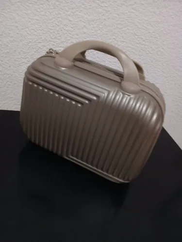 Frasqueira / Beauty case