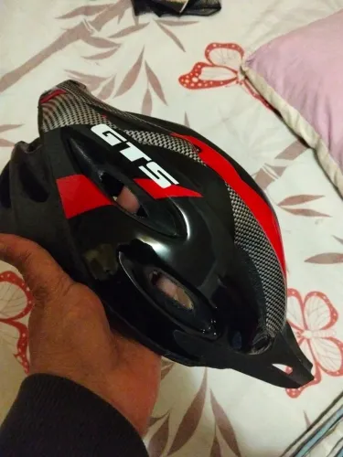Capacete ciclismo sem marca de uso ?